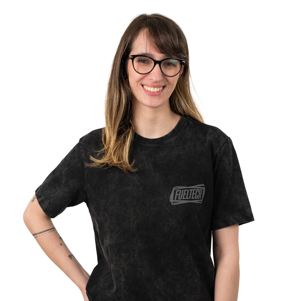 Camiseta Estonada Since 2003 FT - modelo feminino frente